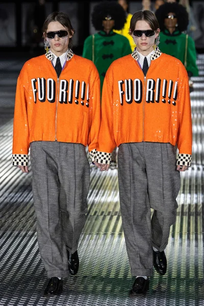 Look 62